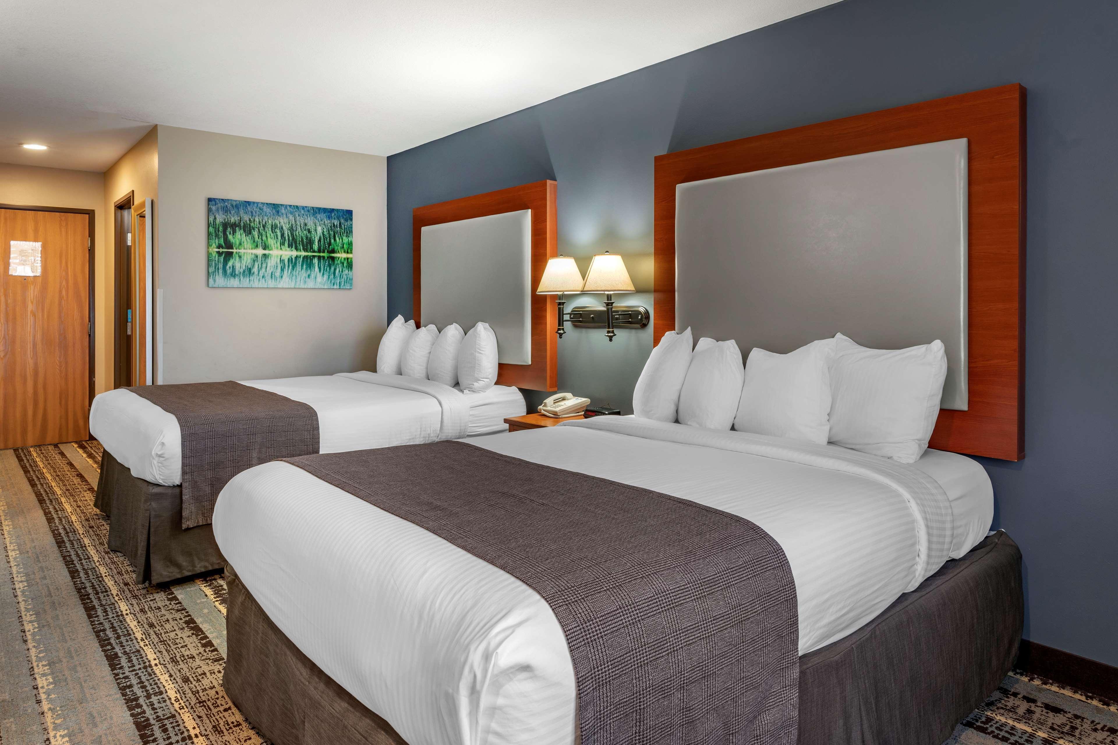 Best Western Newberg Inn Экстерьер фото