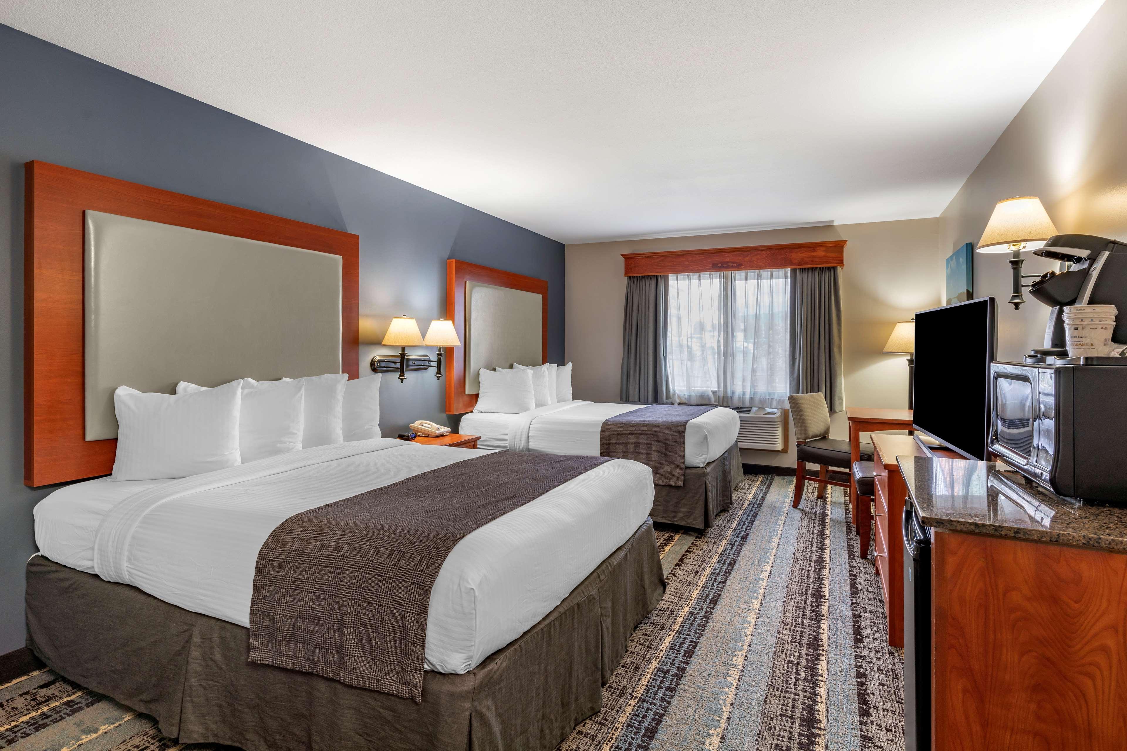 Best Western Newberg Inn Экстерьер фото