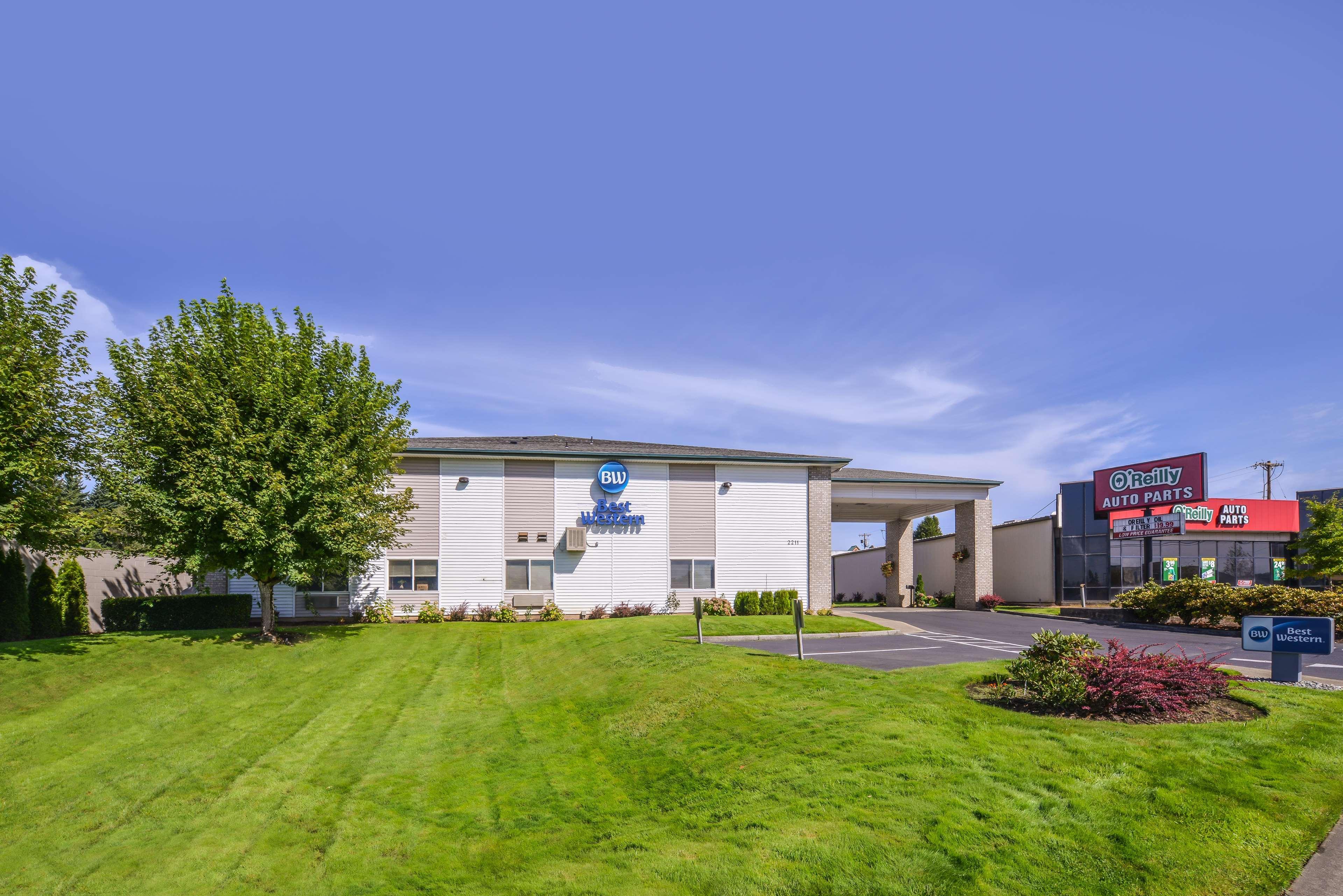 Best Western Newberg Inn Экстерьер фото
