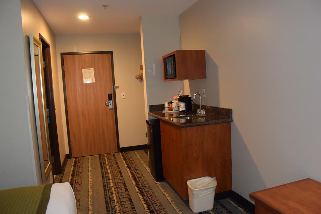 Best Western Newberg Inn Экстерьер фото